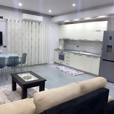 Apartament Dean Apartment Vlore Ngoại thất bức ảnh