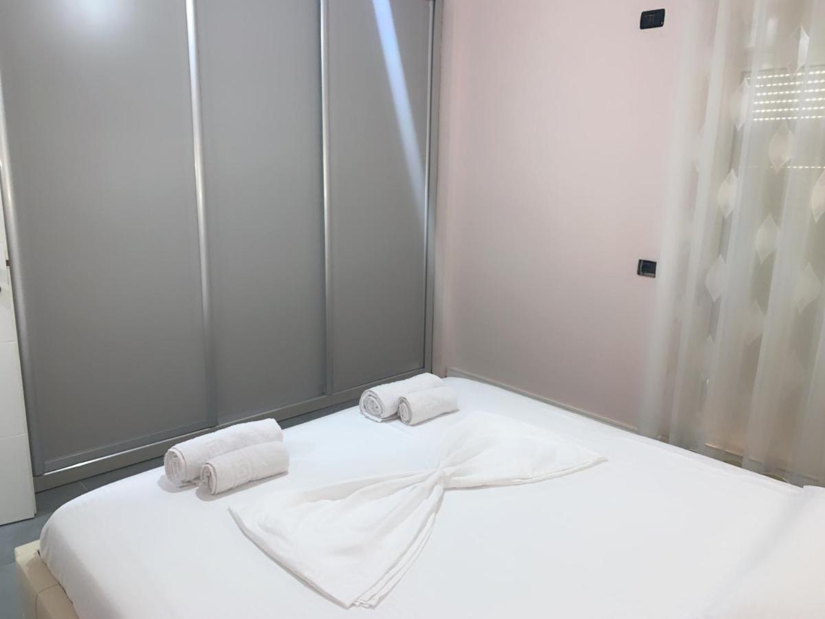 Apartament Dean Apartment Vlore Ngoại thất bức ảnh