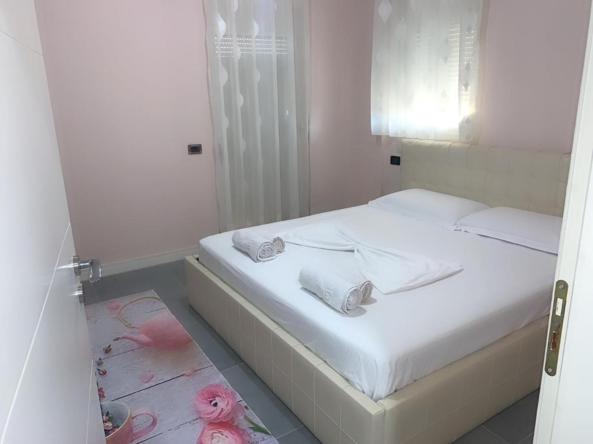 Apartament Dean Apartment Vlore Ngoại thất bức ảnh