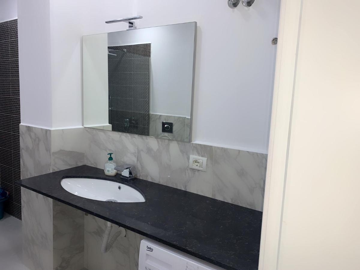 Apartament Dean Apartment Vlore Ngoại thất bức ảnh